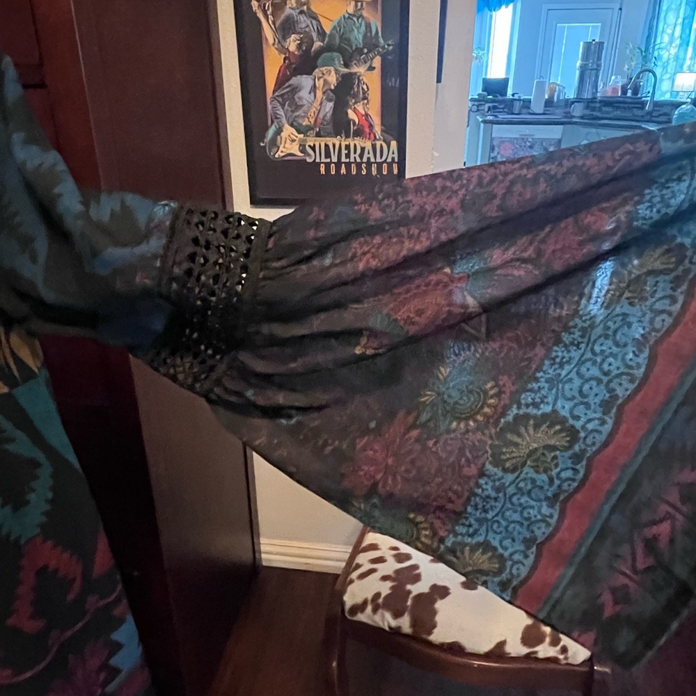 Women's Multicolor Patterned Long Kimino - Picture 4 of 6